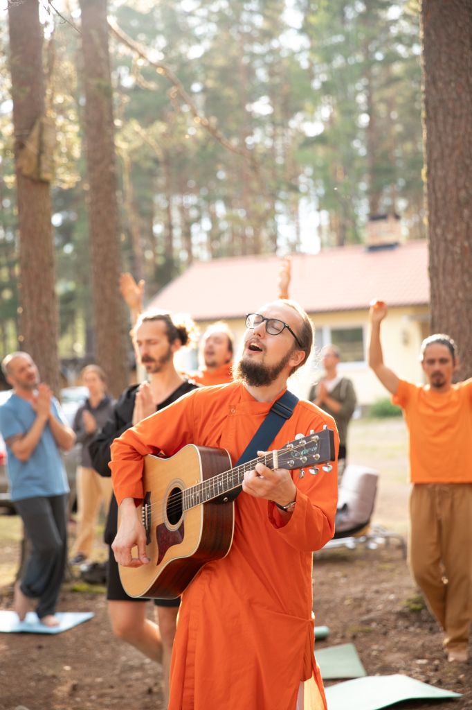 Дада Вирешвар, монах, Ананда Марга, Йогин, Учитель Медитации, Dada Viireshvara, Monk, Ananda Marga, Yogin, Meditation Teacher